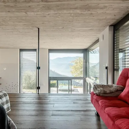 Violet House Villa *