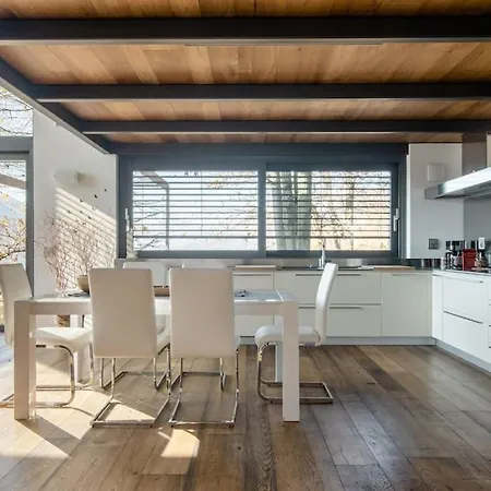 Villa Violet House