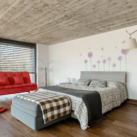 Violet House *