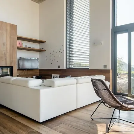 Villa Violet House