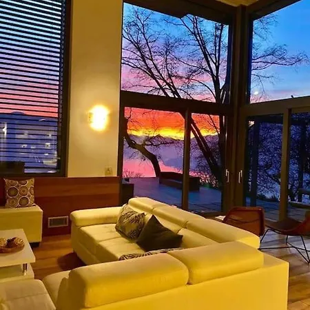 Violet House Villa