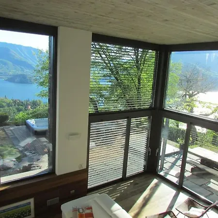 Villa Violet House *